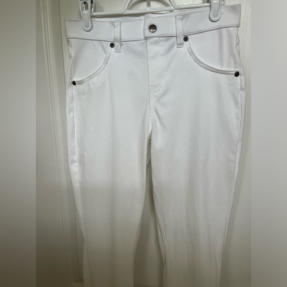 HUE white denim leggings-super stretch and soft-elastic waistband-Size S US - Picture 9 of 12